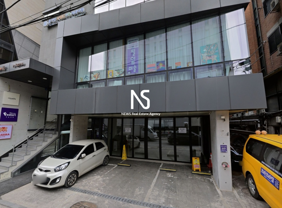 서울 강남구 청담동 청담역 이면 내외관 깔끔 높은 층고 3.5 테라스O 월세 매물번호 13167 사진 1